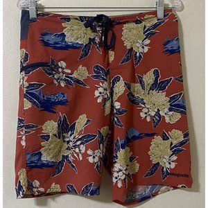 Patagonia Men's Size 30 Unlined Board Shorts Red Gold Navy Blue Floral 30" x 10"